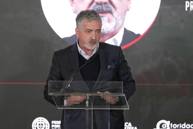 «Apelo aos três grandes para que se comportem»