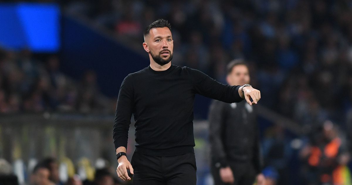 Farioli opera várias mexidas e uma surpresa à esquerda: o onze do FC Porto para o clássico