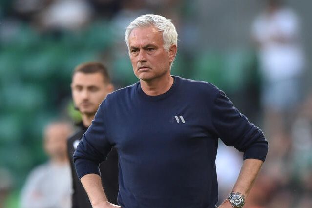 José Mourinho saiu de Alvalade como o grande vencedor do dérbi — Foto: MIGUEL NUNES