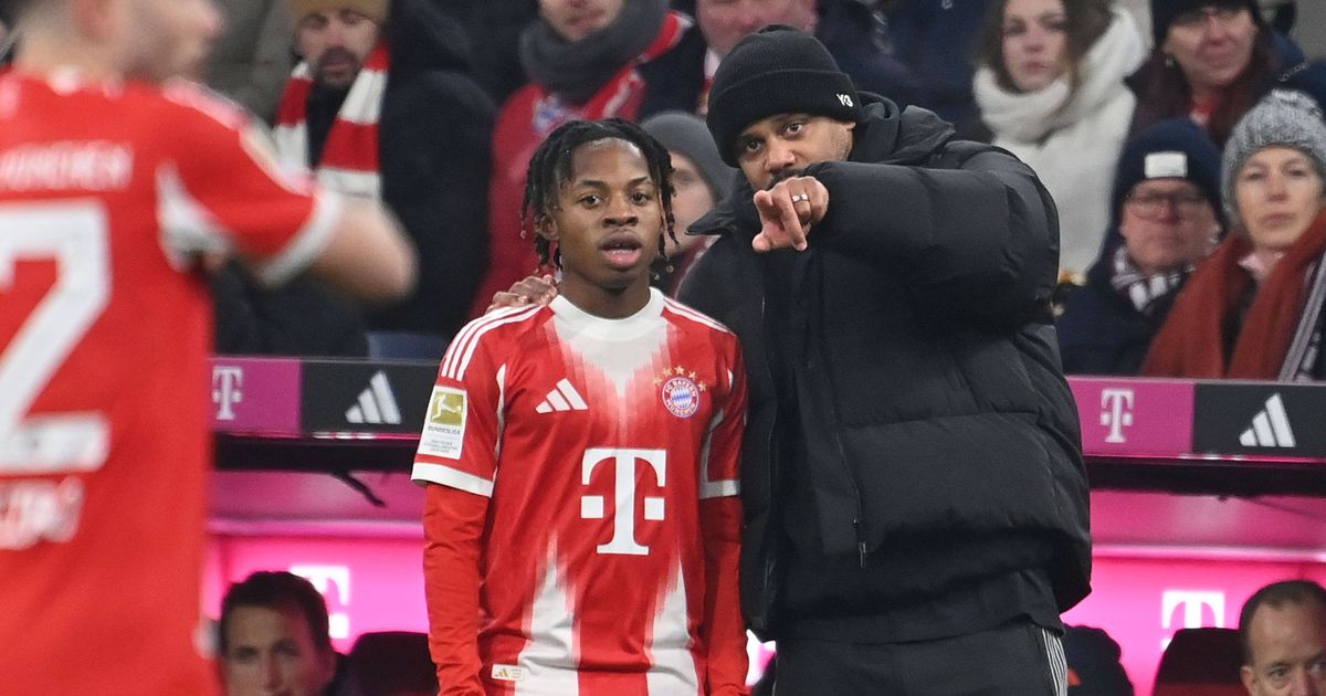 Insólito: jogador do Bayern adormeceu durante reunião com Kompany