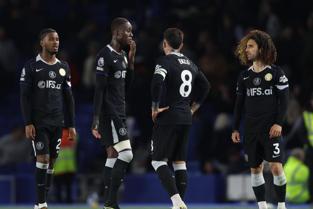 Jogadores do Chelsea depois da derrota com o Brighton