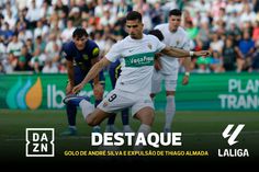 Ex-alvo do Benfica comete penálti, é expulso e André Silva aproveita