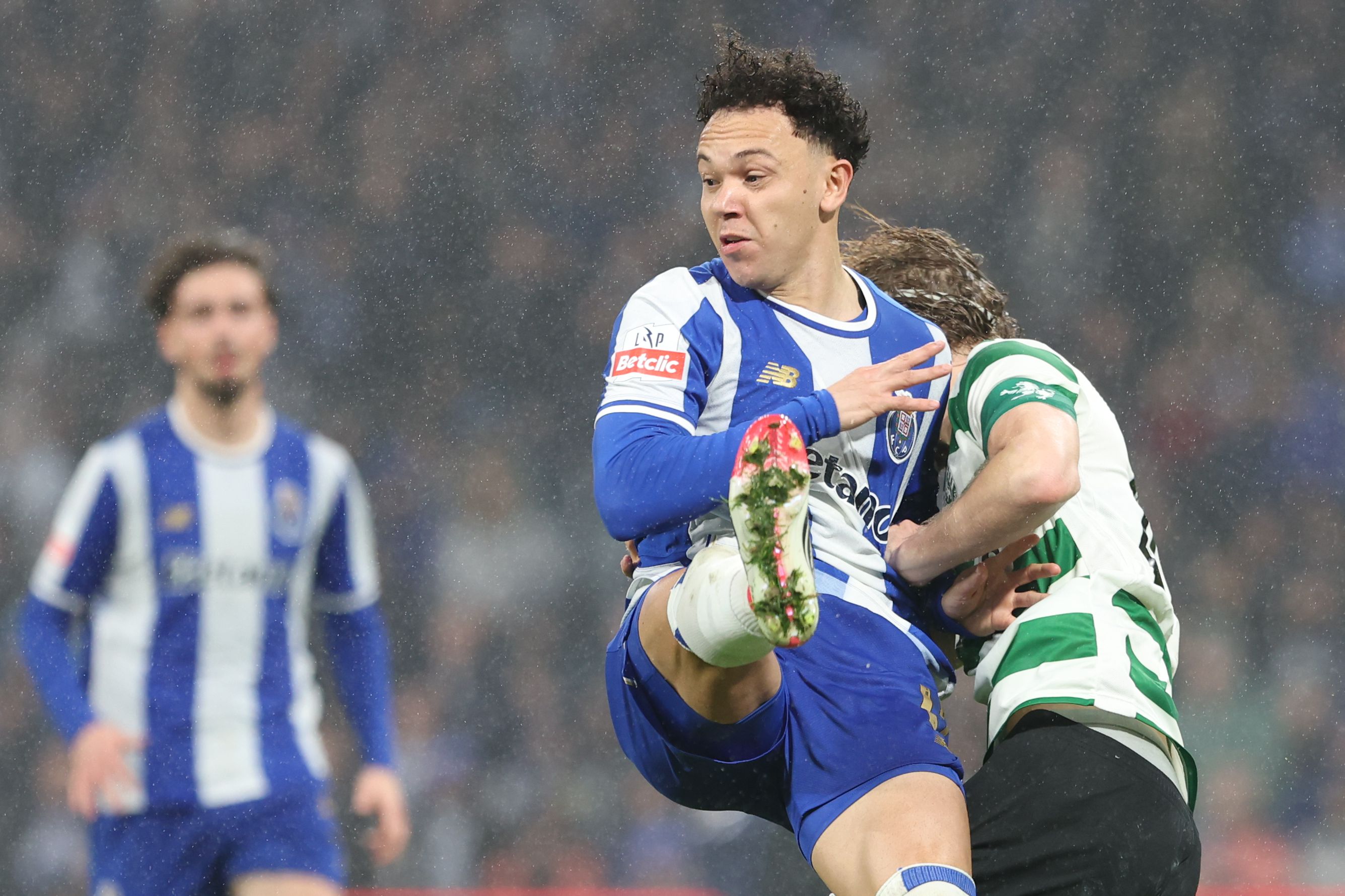 Pepê no clássico com o Sporting - Foto: Catarina Morais/KAPTA+