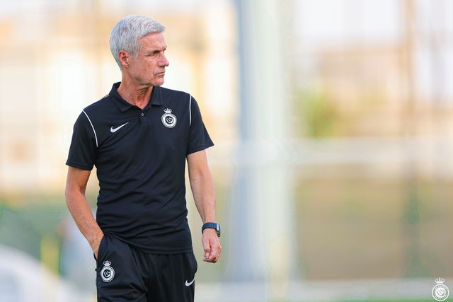 Luis Castro, treinador do Al Nassr (FOTO: X@ALNASSR)