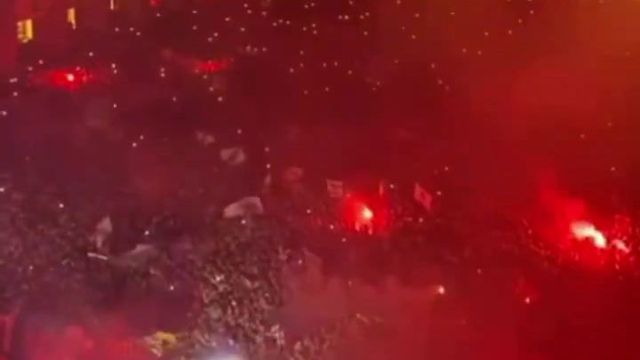 A receção impressionante dos adeptos do Bolonha aos seus jogadores