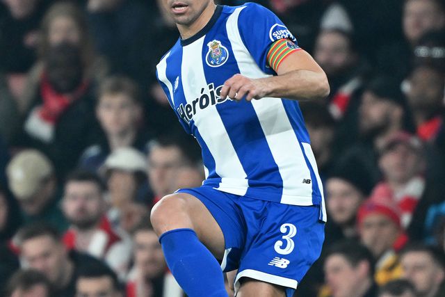 FC Porto divulga estado clínico de Pepe