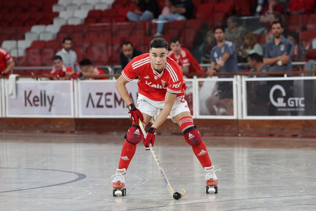 Benfica vence em Valongo e avança para as meias-finais do play-off