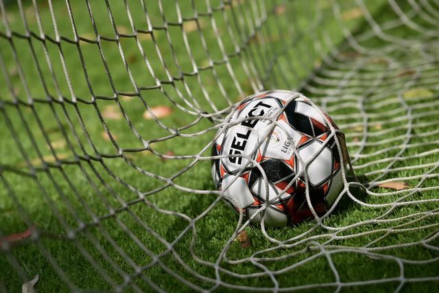Portugal com luz verde para assistência de jogos europeus em pé