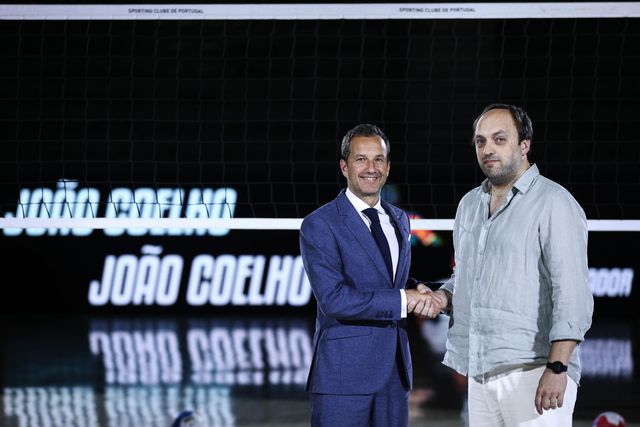 Treinador João Coelho renova pelo Sporting