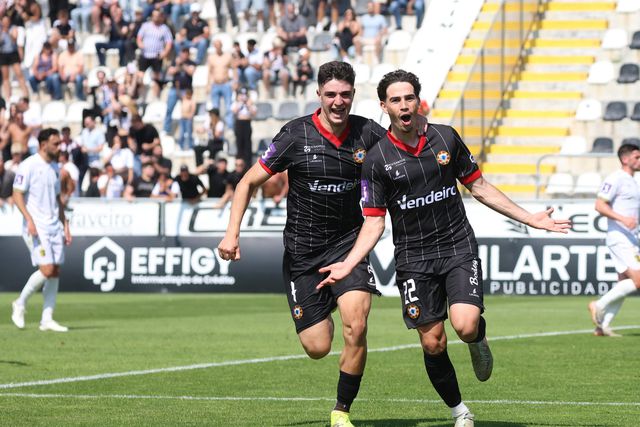 Cláudio Araújo confirmou toda a sua qualidade ao serviço dos poveiros e está referenciado pelos conquistadores (Foto: Varzim)