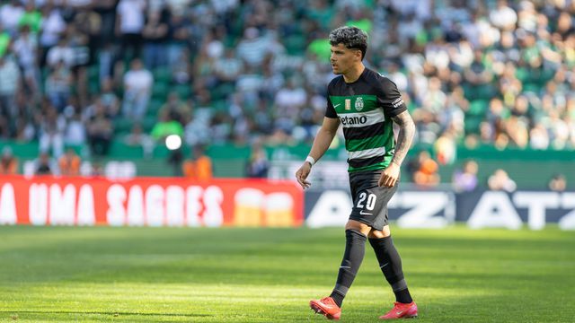 Maxi Araújo em ação pelo Sporting