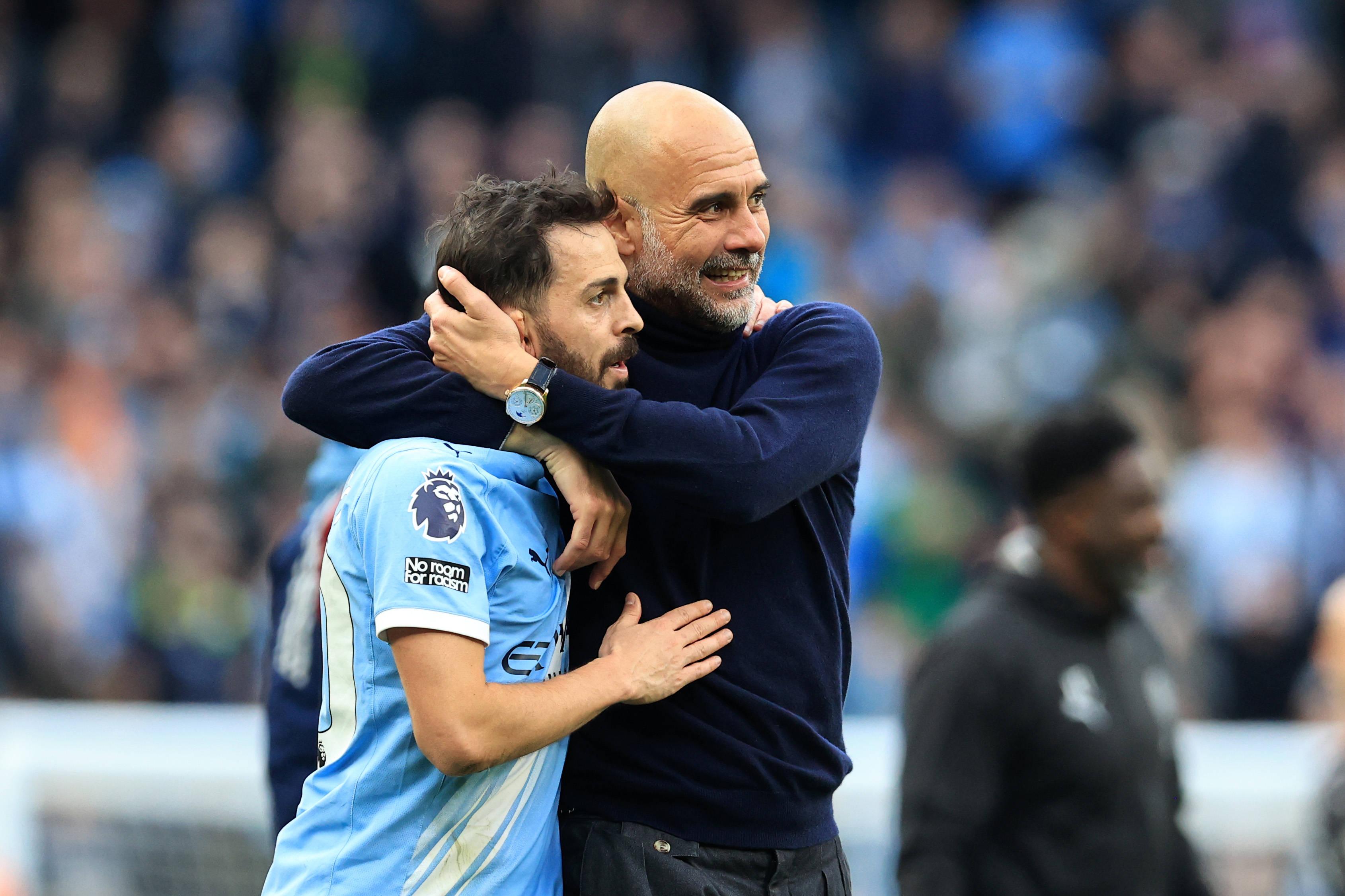 Guardiola apaixonou-se por Bernardo Silva quando foi o cérebro do Mónaco que afastou o... Manchester City da Champions em 2017. O treinador nunca escondeu a admiração pelo português. Os dois despedem-se esta época de Manchester