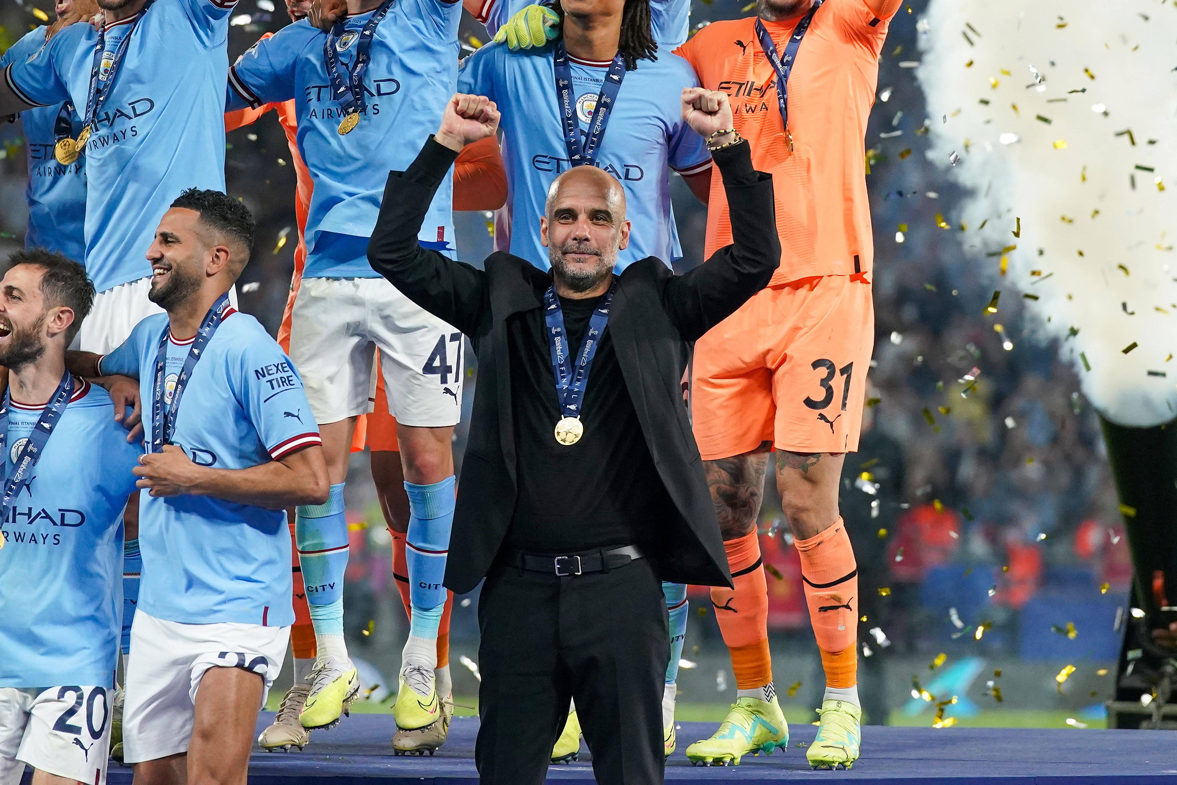 Triplete. Além da Champions, em 2022/23, o Manchester City juntou também Premier League e Taça de Inglaterra às conquistas. Guardiola conseguia o segundo triplete, depois do Barcelona, em 2009