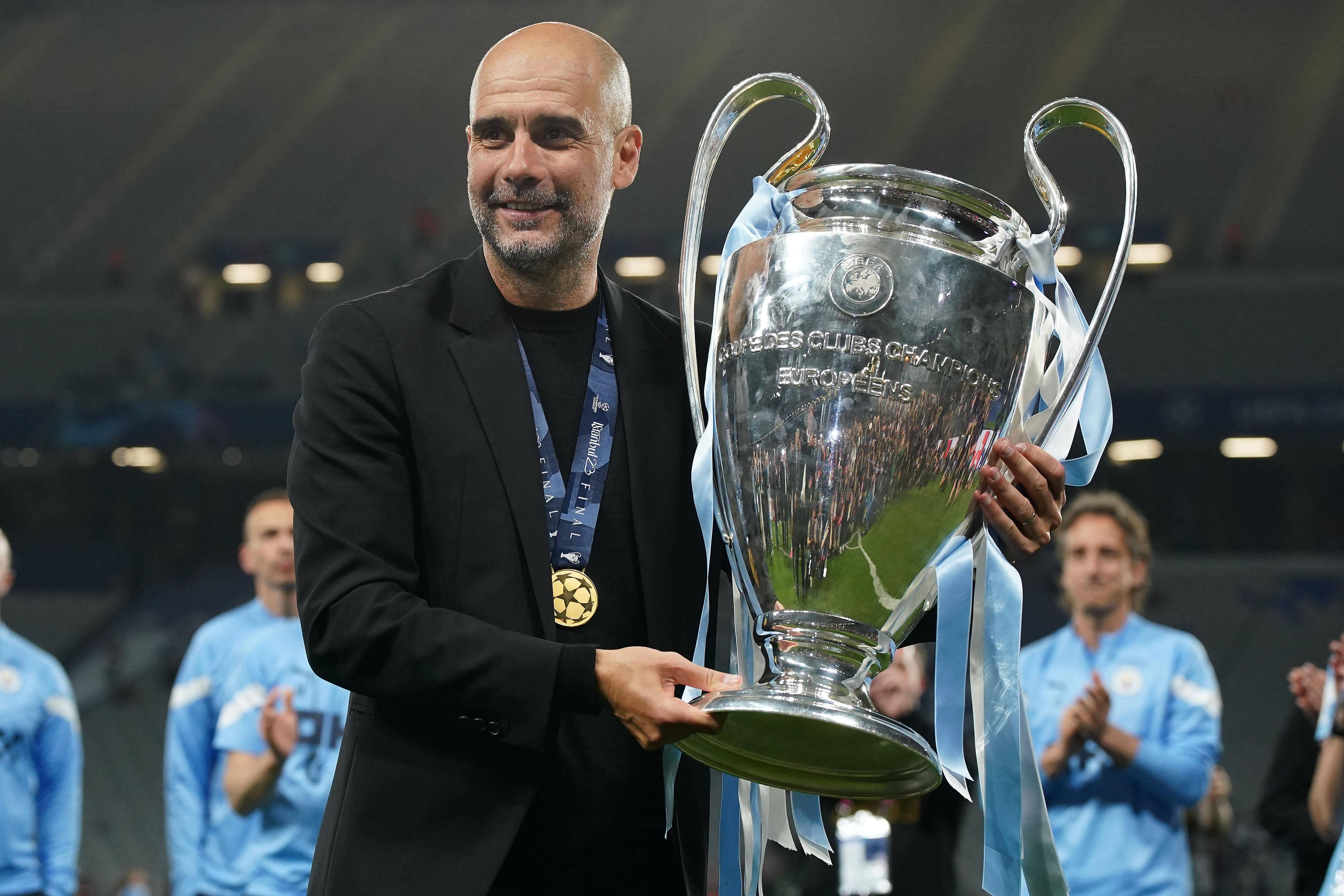 Primeira Champions. Depois de muitas épocas a tentar, eis que o Manchester City conquistou a primeira Champions, com Rúben Dias e Bernardo Silva no onze