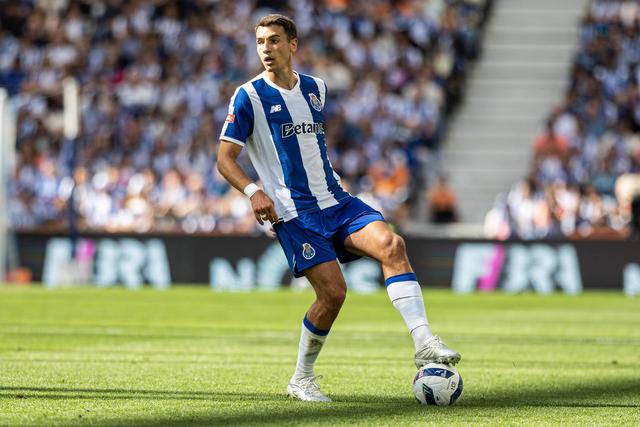 Mercado FC Porto: Kiwior apontado ao campeão espanhol