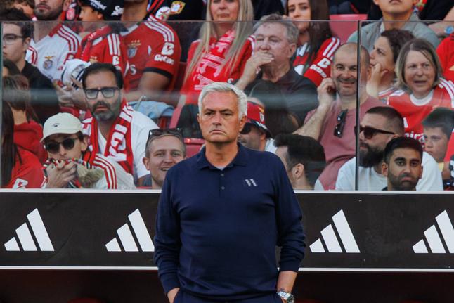 «O Benfica está refém de Mourinho»