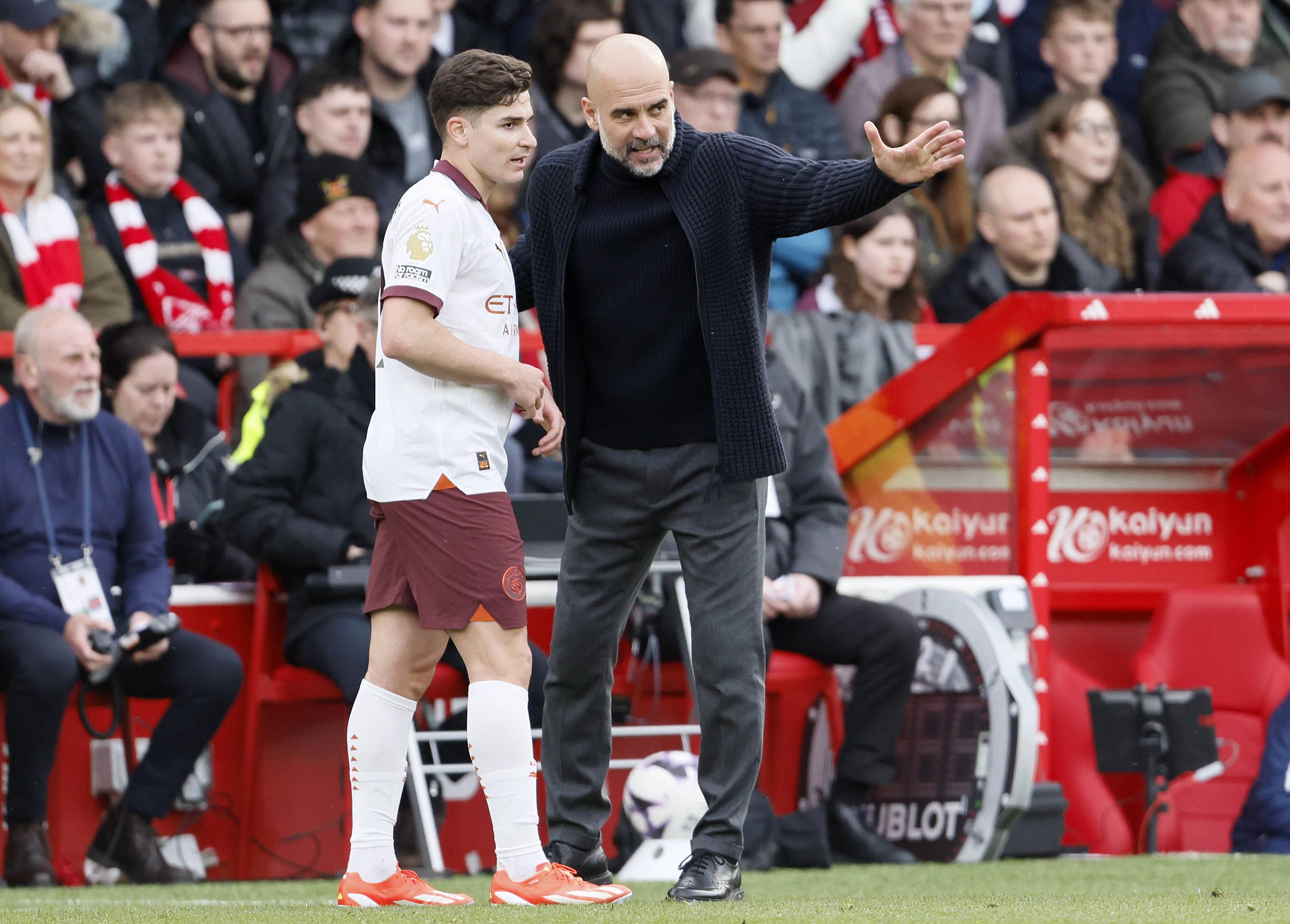 Vendas. O Manchester City também conseguiu fazer caixa com alguns jogadores. Destaque para Julián Álvarez, que custou pouco mais de 20 milhões de euros e foi vendido por 75 ao Atlético Madrid
