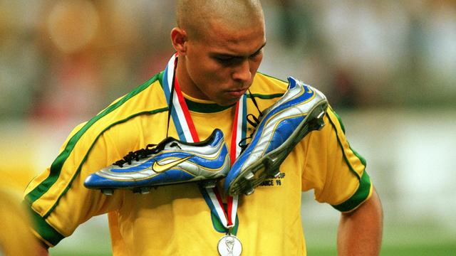Melhores momentos dos Mundiais: o mistério da convulsão de Ronaldo antes da final