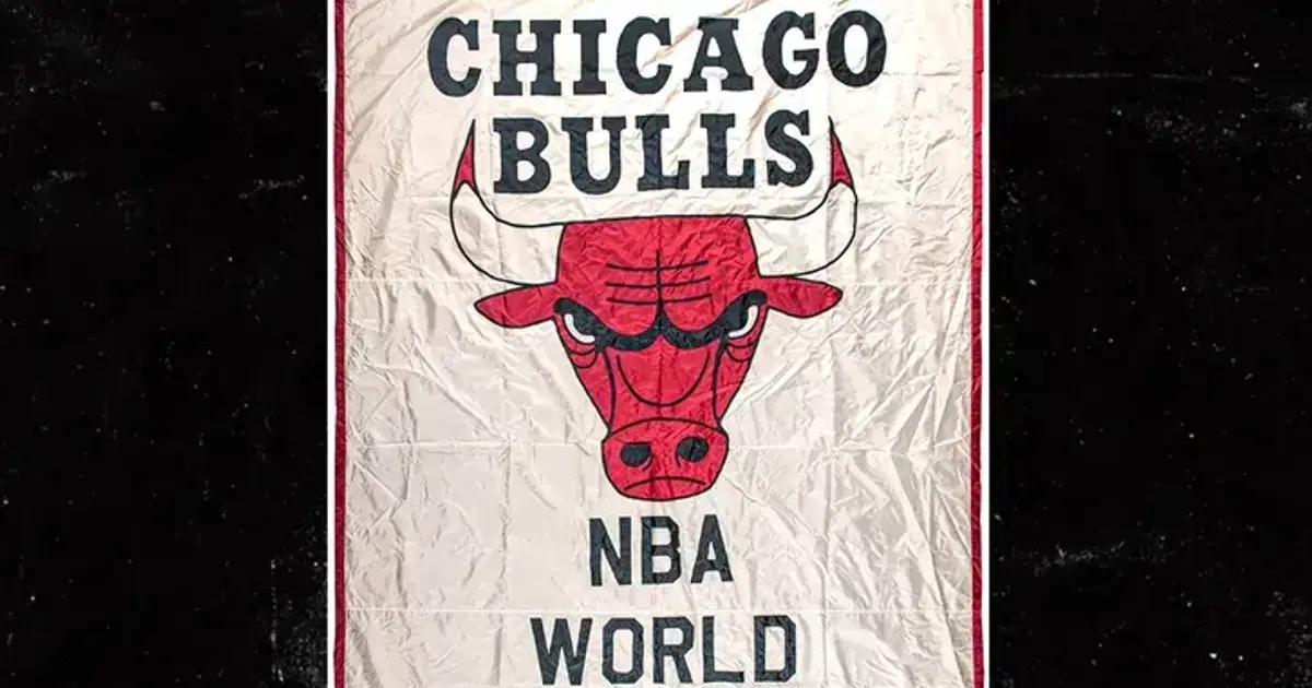 Estandarte de campeões dos Bulls que estava no Chicago Stadium está em leilão