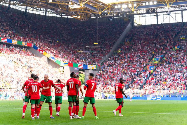 Seleção em todo o seu esplendor no inferno de ‘Little Istambul’: crónica do Turquia-Portugal