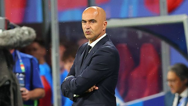 Roberto Martínez a olhar para dentro das quatro linhas