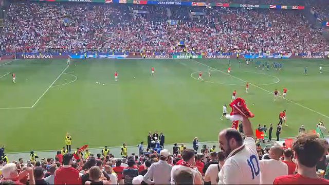 Xutos & Pontapés a animar as bancadas antes do Turquia-Portugal