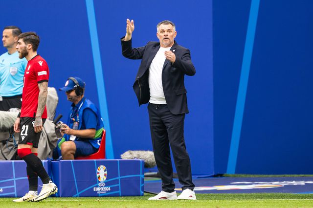 Sagnol: «Se me dissessem que ia discutir o apuramento com Portugal assinava logo»