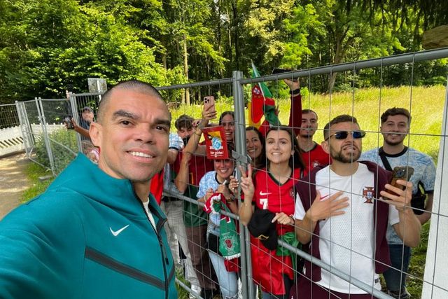 Estes adeptos portugueses conseguiram um 'encontro privado' com Pepe