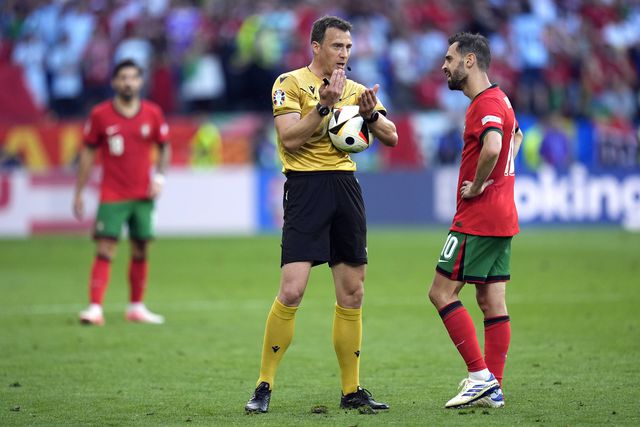 A análise de Duarte Gomes à arbitragem do Turquia-Portugal