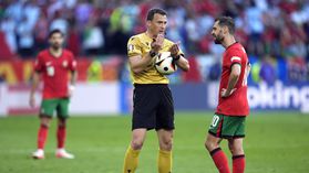 A análise de Duarte Gomes à arbitragem do Turquia-Portugal