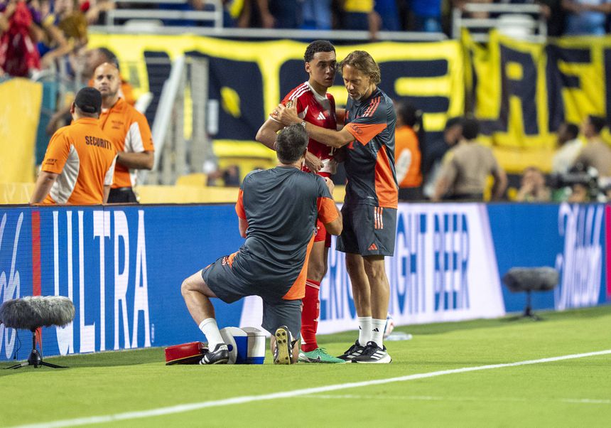 Jamal Musiala não terminou jogo com o Boca Juniors