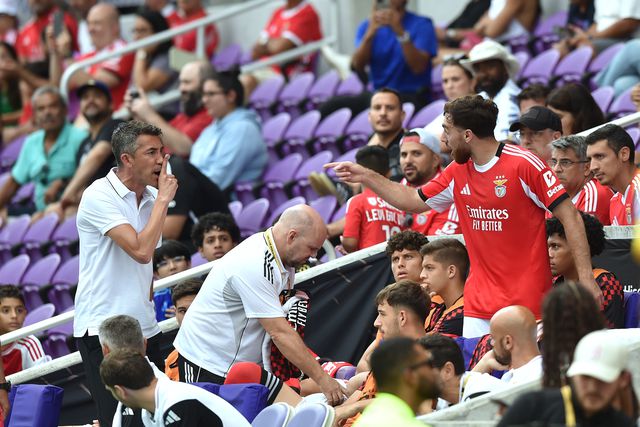 Kokçu e Lage desentenderam-se no jogo com o Auckland City no Mundial de Clubes