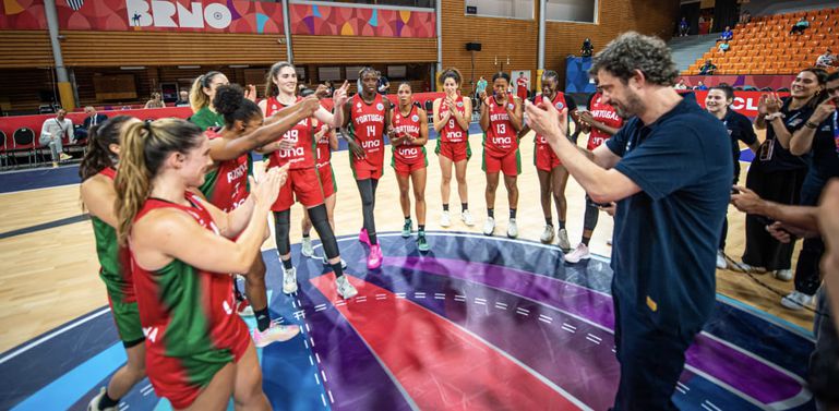 Histórico! Primeira vitória de sempre da Seleção feminina no Europeu