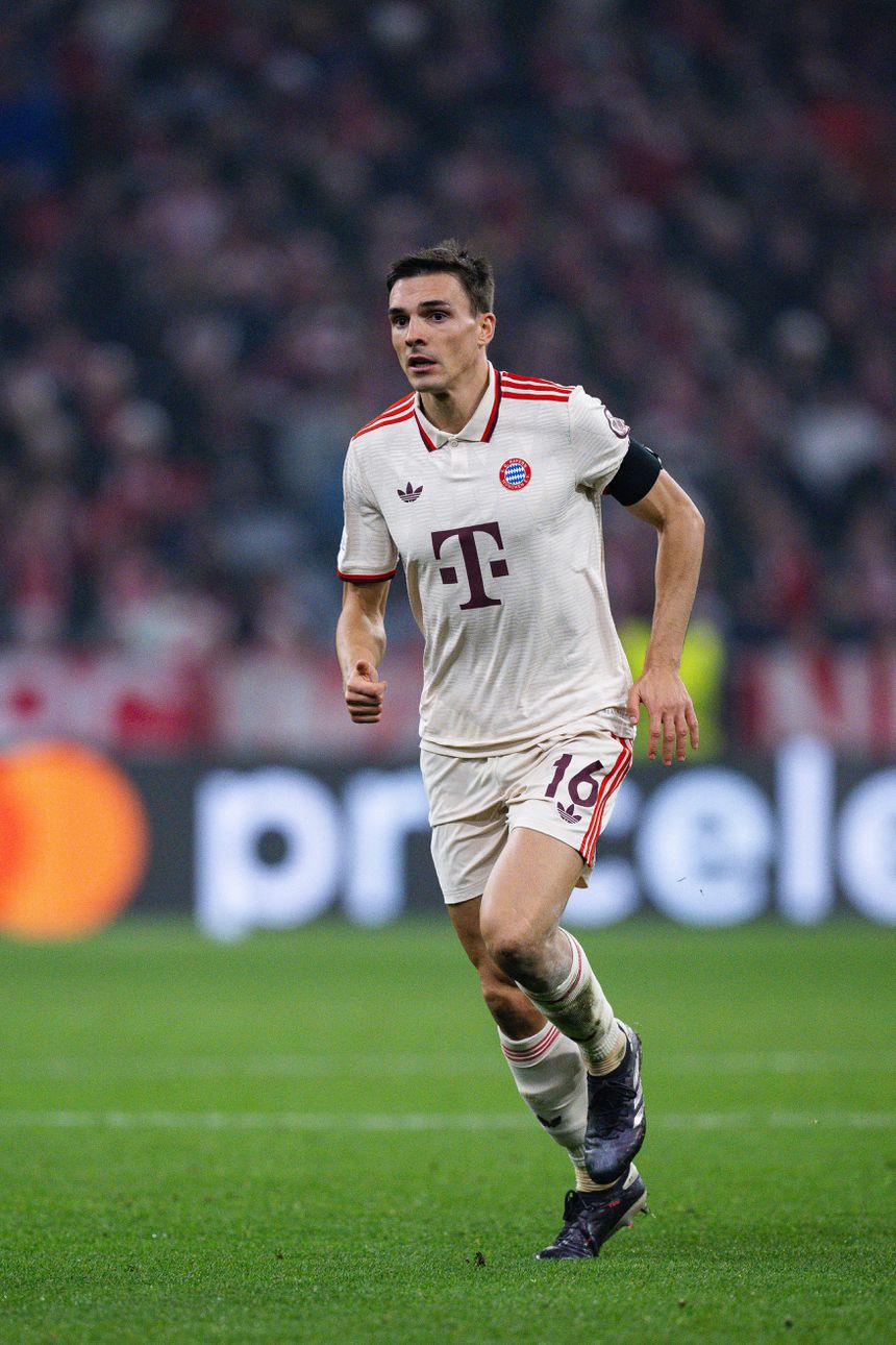 João Palhinha frente ao Benfica, em novembro de 2024 Foto: IMAGO