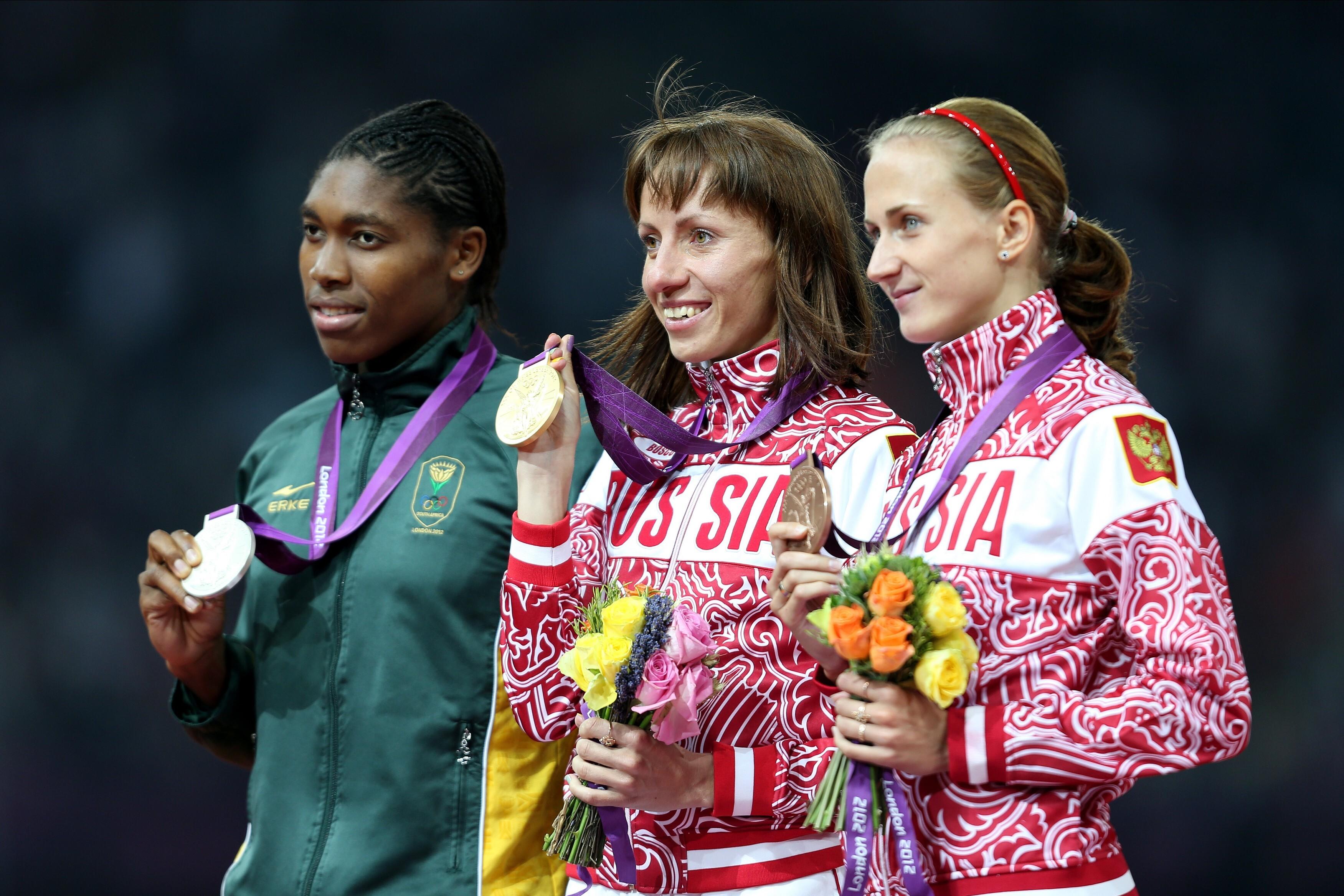 Com as russas Mariya Savinova e Ekaterina Poistogova apanhadas pelo controlo antidoping, apenas as sul-africana Caster Semenya ficou no pódio    Fotografia Imago