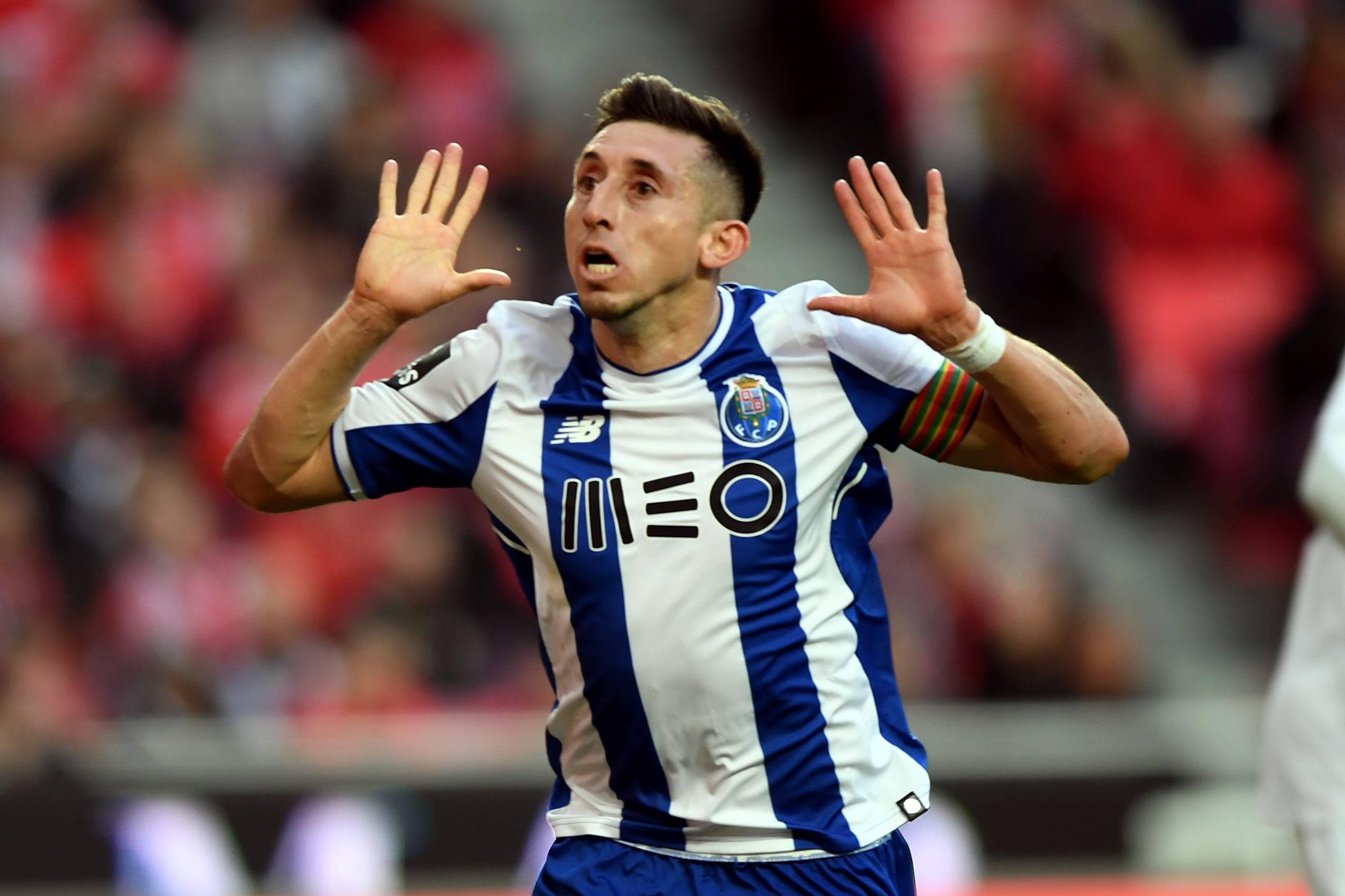 Héctor Herrera foi capitão do FC Porto