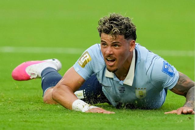Maxi Araújo tem sido a peça de maior evidência na seleção uruguaia - Foto: IMAGO