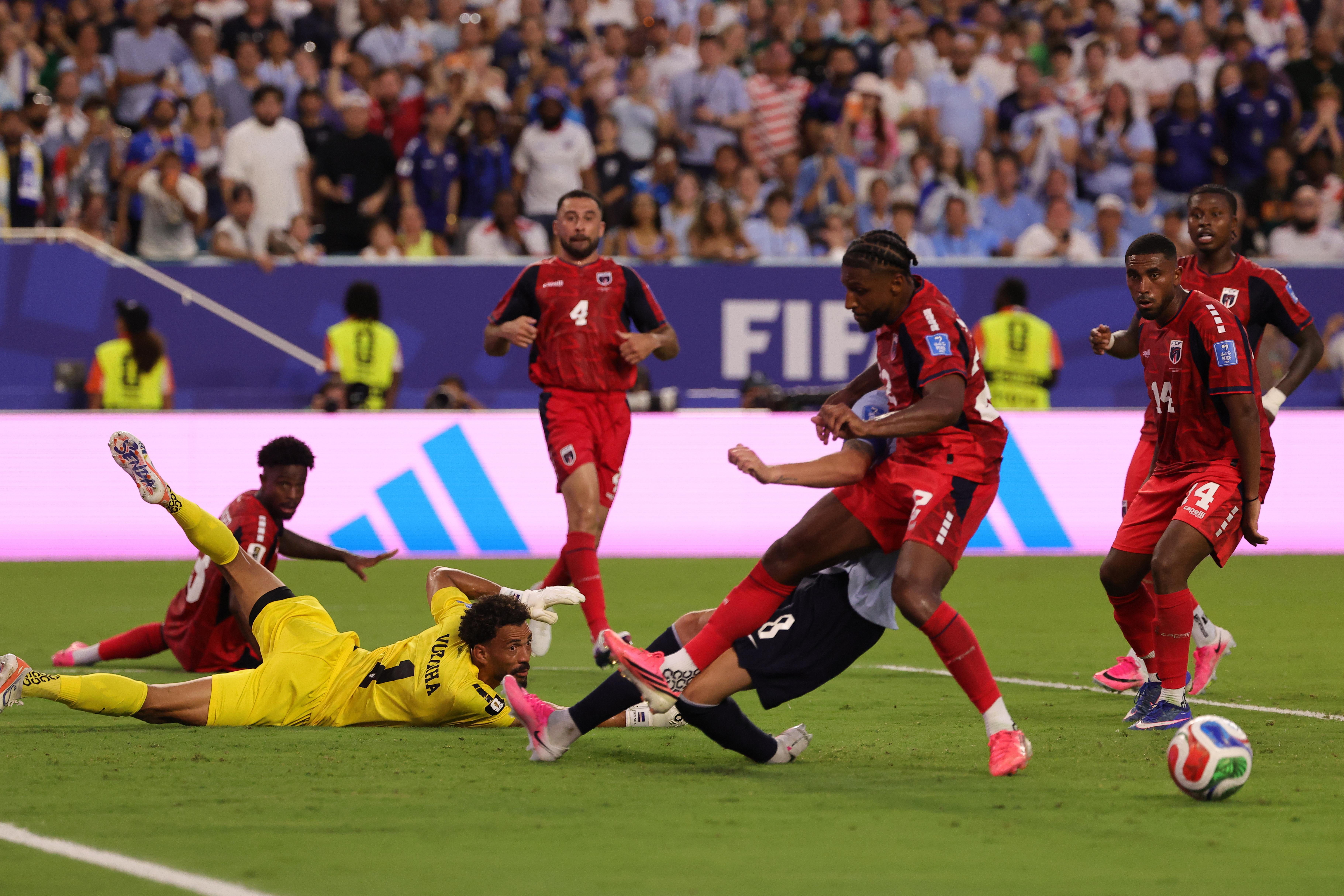 Uruguai-Cabo Verde (Foto: EPA/CRISTOBAL HERRERA-ULASHKEVICH)
