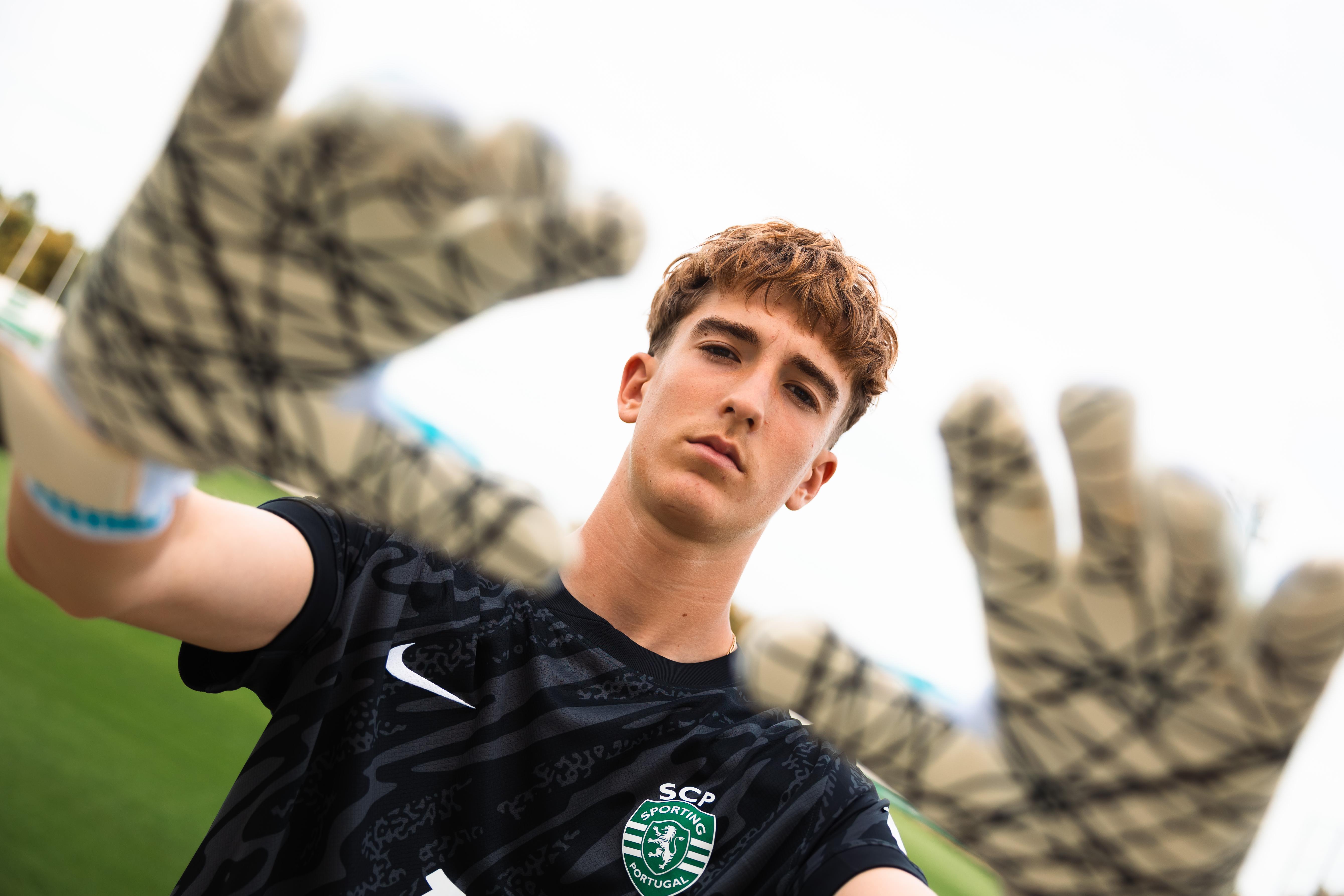 André Tomé assinou contrato de formação com o Sporting - Foto: SPORTING CP