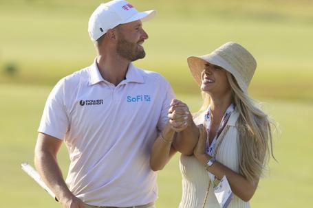 Wyndham Clark e Emily Tanner no US Open. Foto IMAGO