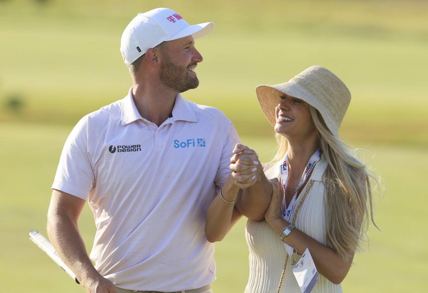 Wyndham Clark e Emily Tanner no US Open. Foto IMAGO