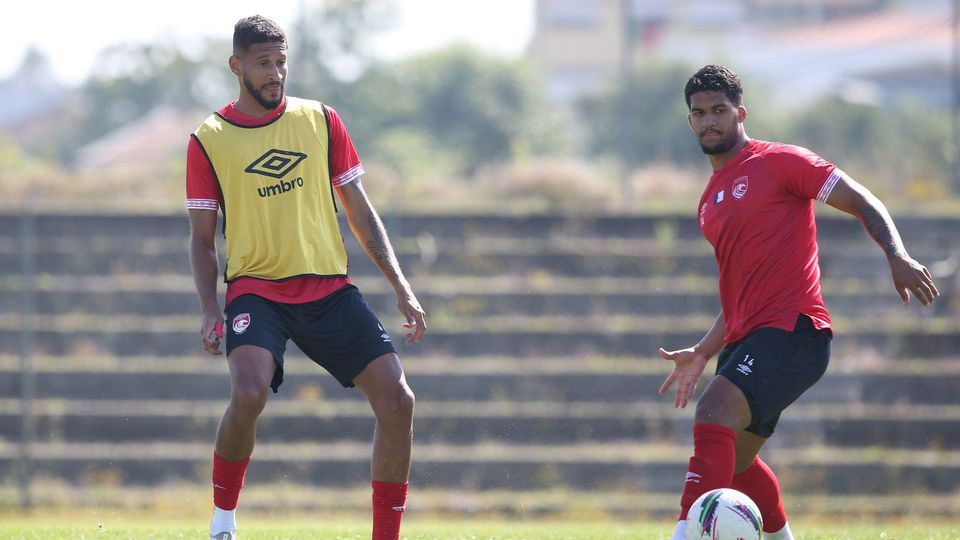 Santa Clara: segunda semana de estágio arranca com bidiário