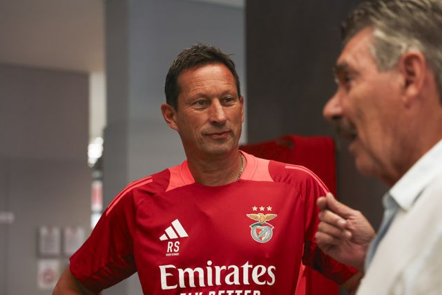 Linha de 3: o Famalicão-Benfica e o perigo de fazer vir à tona o descontentamento com Schmidt