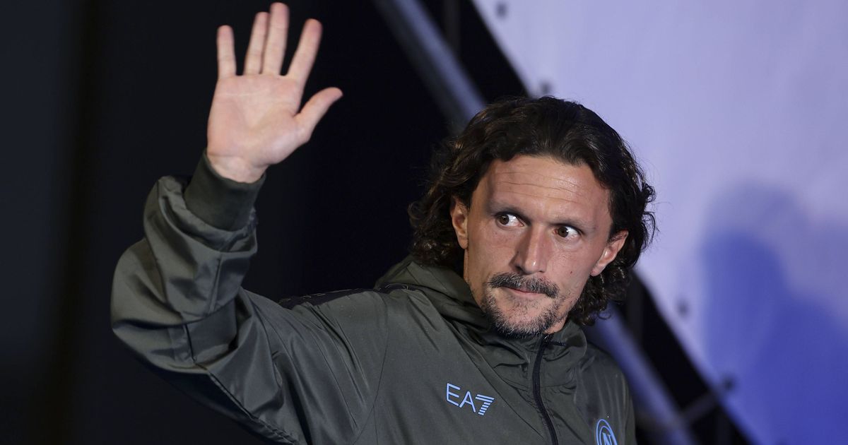 Oficial: Mário Rui rescinde contrato com o Nápoles | A Bola