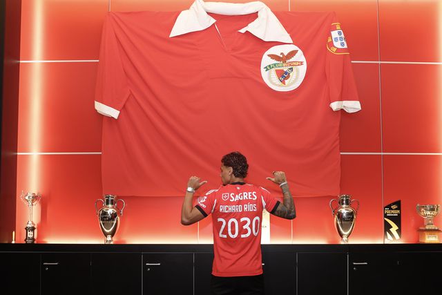 Ríos no Benfica deixa clube da terceira divisão do Brasil a sorrir