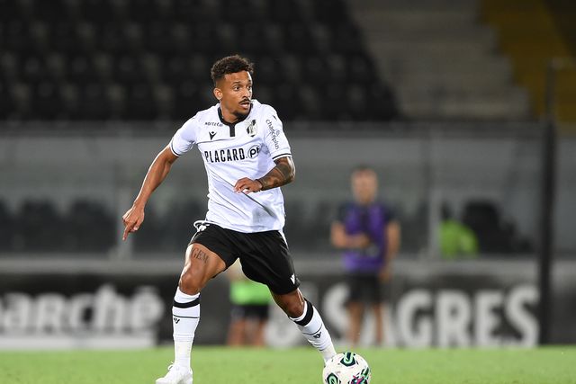 Mercado oficial: Bruno Gaspar deixa V. Guimarães e ruma ao Apollon Limassol