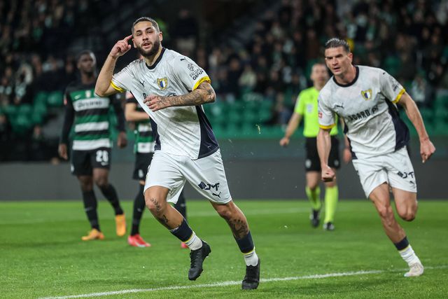 Jovem extremo espanhol tornou-se numa das referências dos famalicenses, mas viu o azar bater-lhe à porta