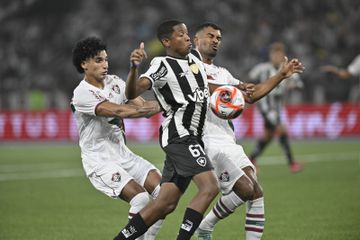 Mercado: extremo que venceu Brasileirão e Libertadores garantido no Tondela
