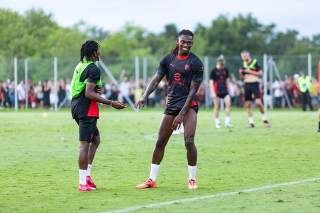 Rafael Leão num jogo de pré-temporada ao serviço do Milan