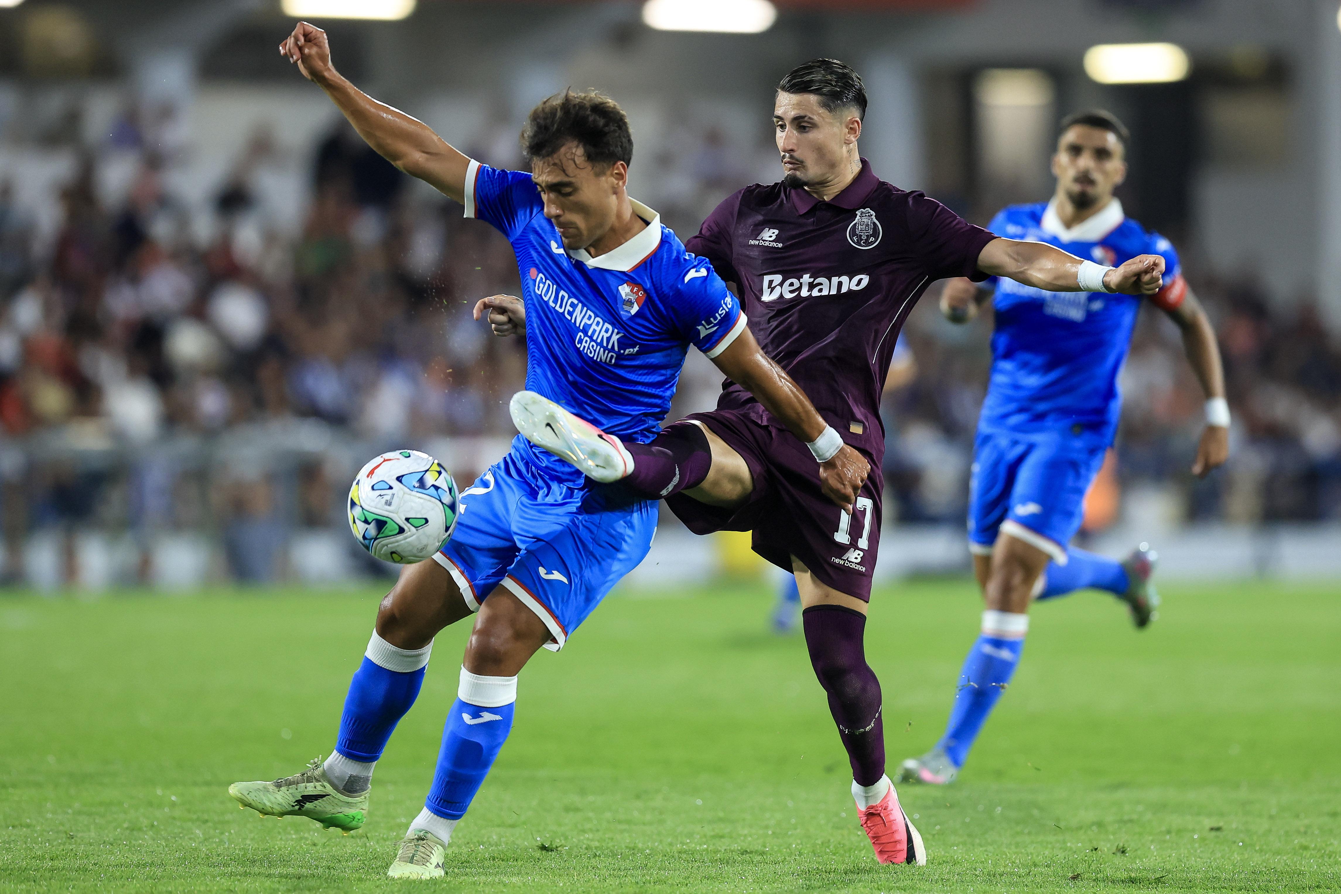 Gil Vicente venceu o FC Porto em jogo particular (Foto: Lusa/José Coelho)